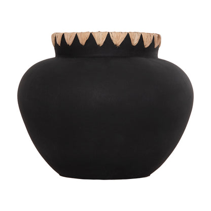 DECORATIVE VASE RENTON(L) HM4370 TERRACOTTA IN BLACK-STRAW WEAVING ON THE RIM Φ32x26.5Hcm.