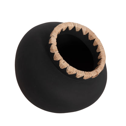 DECORATIVE VASE RENTON(M) HM4732 TERRACOTTA IN BLACK-STRAW WEAVING ON THE RIM Φ28x23Hcm.