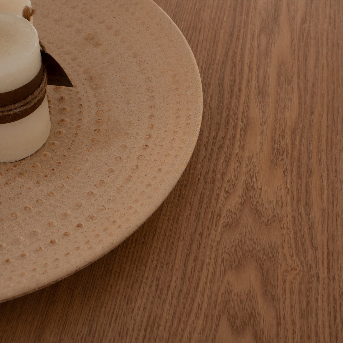 DINING TABLE ROUND MDF TOP WITH OAK WOOD VENEER RUSTIC STYLE Φ120x75H HM9307.01